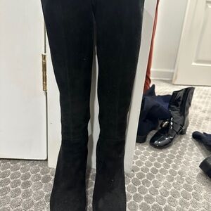 Vero Cuoio Black Suede Knee-High Boots